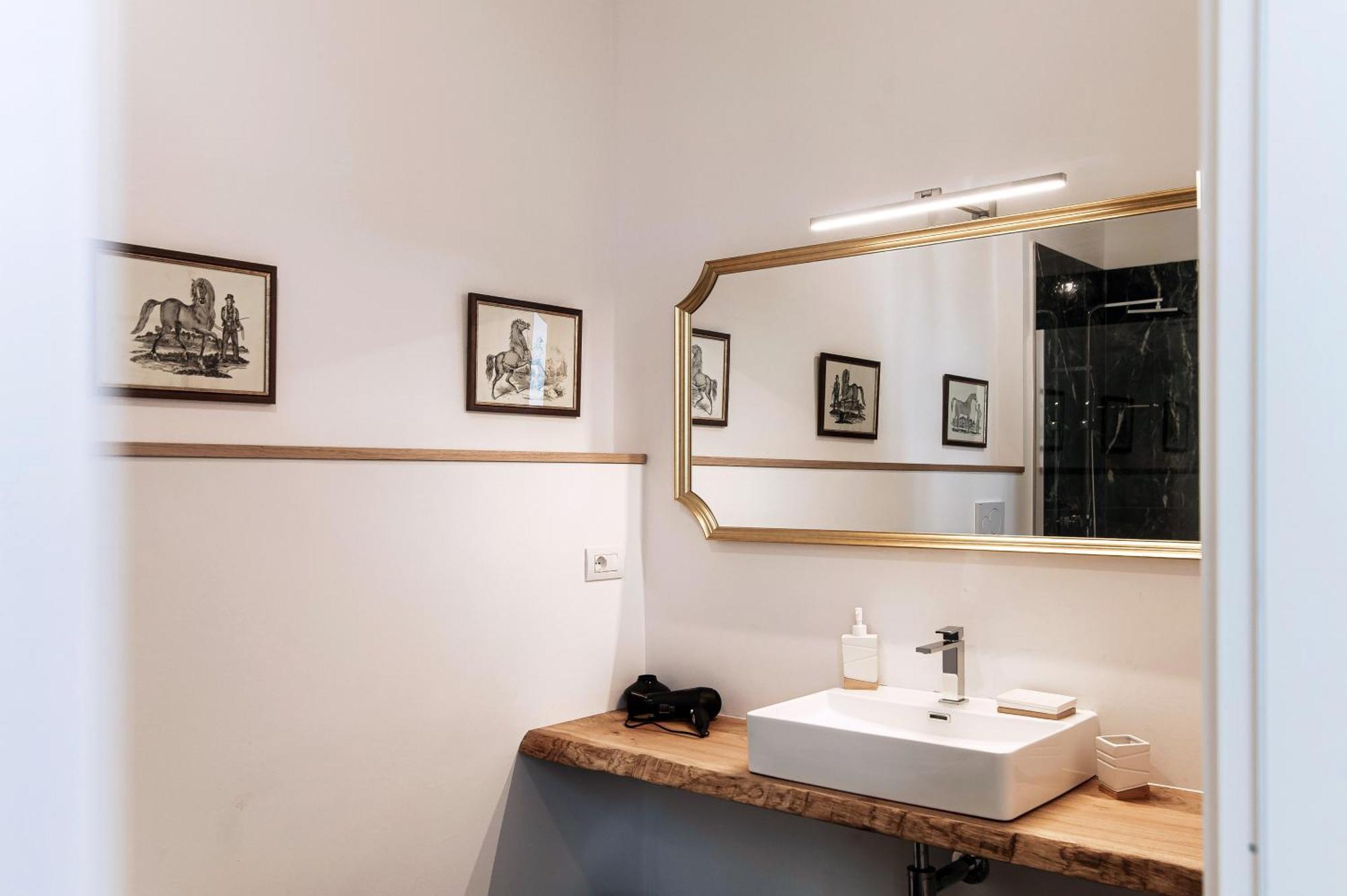 Guesthouse Lake'S Vibes - The House Of Travelers Como Bagian luar foto