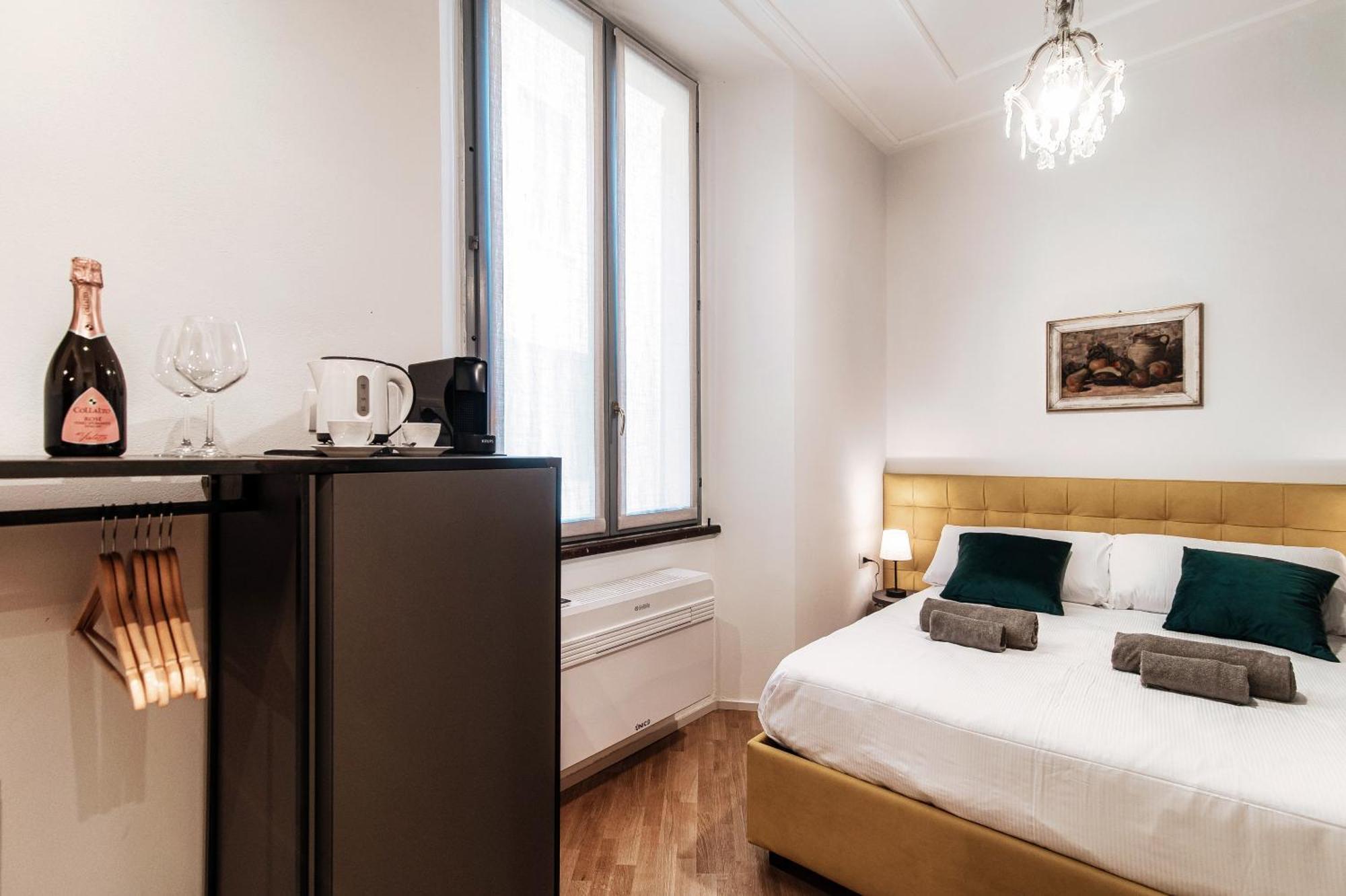 Guesthouse Lake'S Vibes - The House Of Travelers Como Bagian luar foto