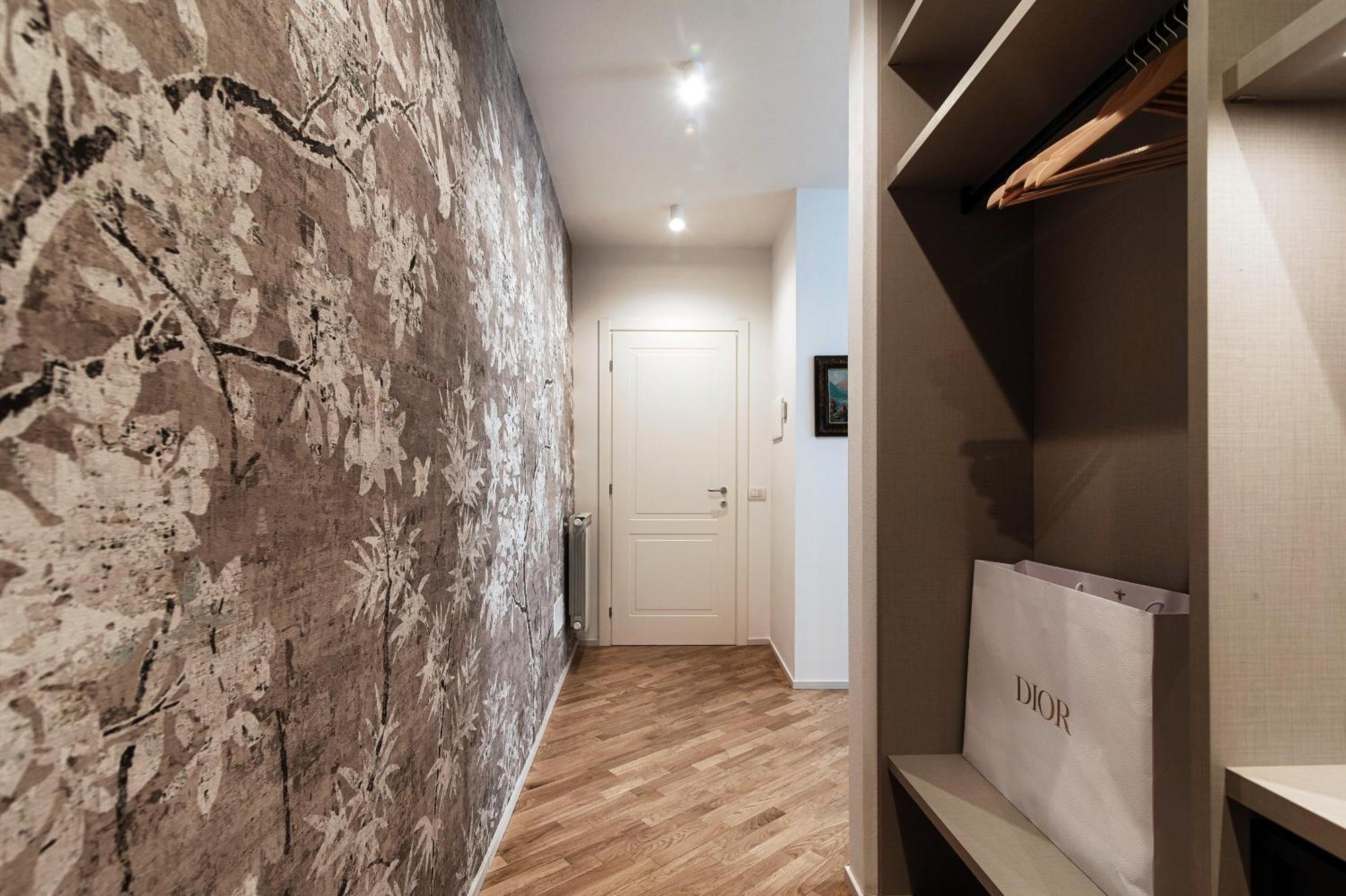 Guesthouse Lake'S Vibes - The House Of Travelers Como Bagian luar foto